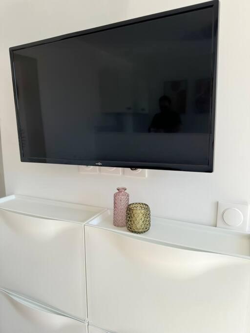 Appartement Aux Portes De Paris อีวรี-ซูร์-แซ็น ภายนอก รูปภาพ
